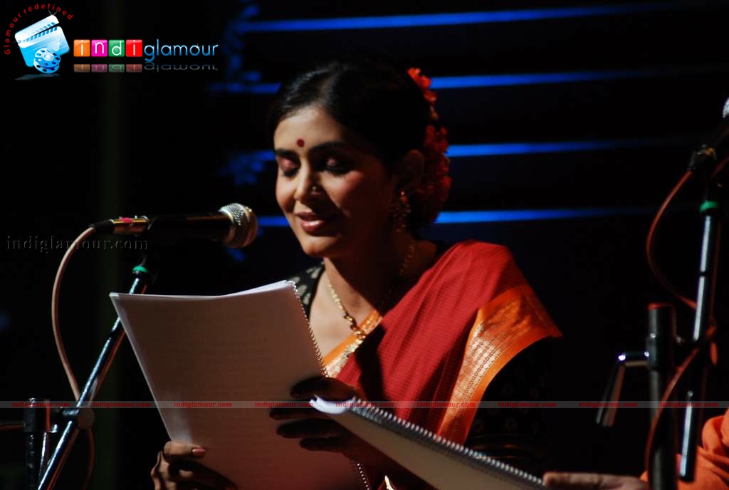 Asha Bhosle and Prateik Babbar at book launch on Smita Patil Event hd photo